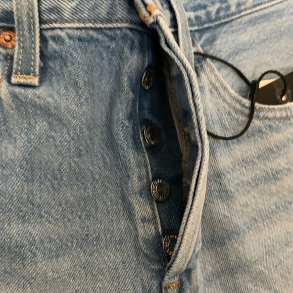 Women’s Levi’s 501 High Rise Shorts Size 27 NWT - Picture 4 of 5
